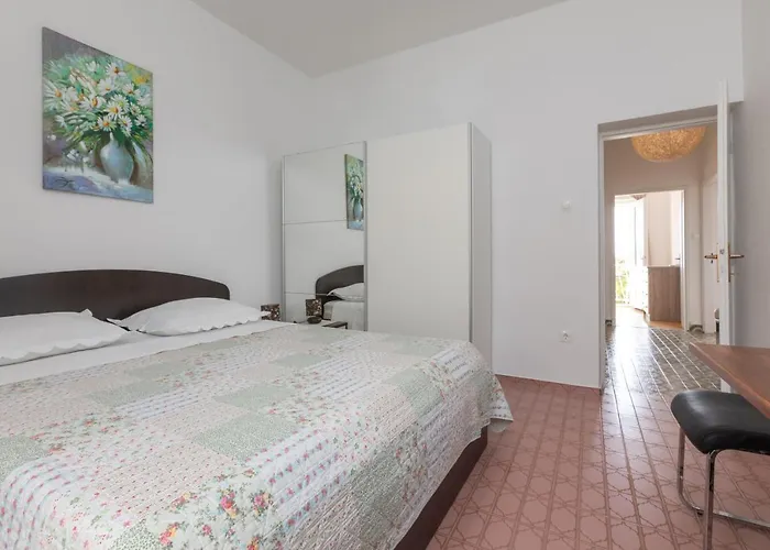 Estelle * Podgora (Split-Dalmatia)