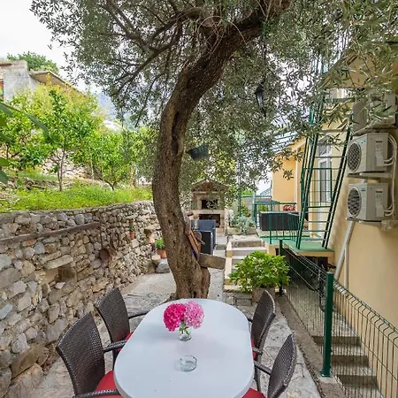 Apartment Estelle Podgora (Split-Dalmatia)